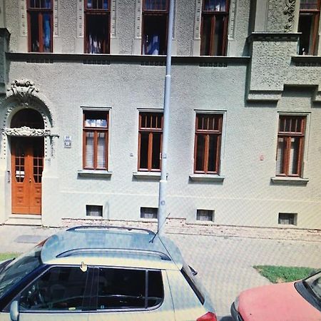 Utulne Ubytovani U Centra V Blizkosti Vystaviste Brünn Exterior foto