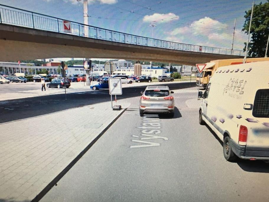 Utulne Ubytovani U Centra V Blizkosti Vystaviste Brünn Exterior foto